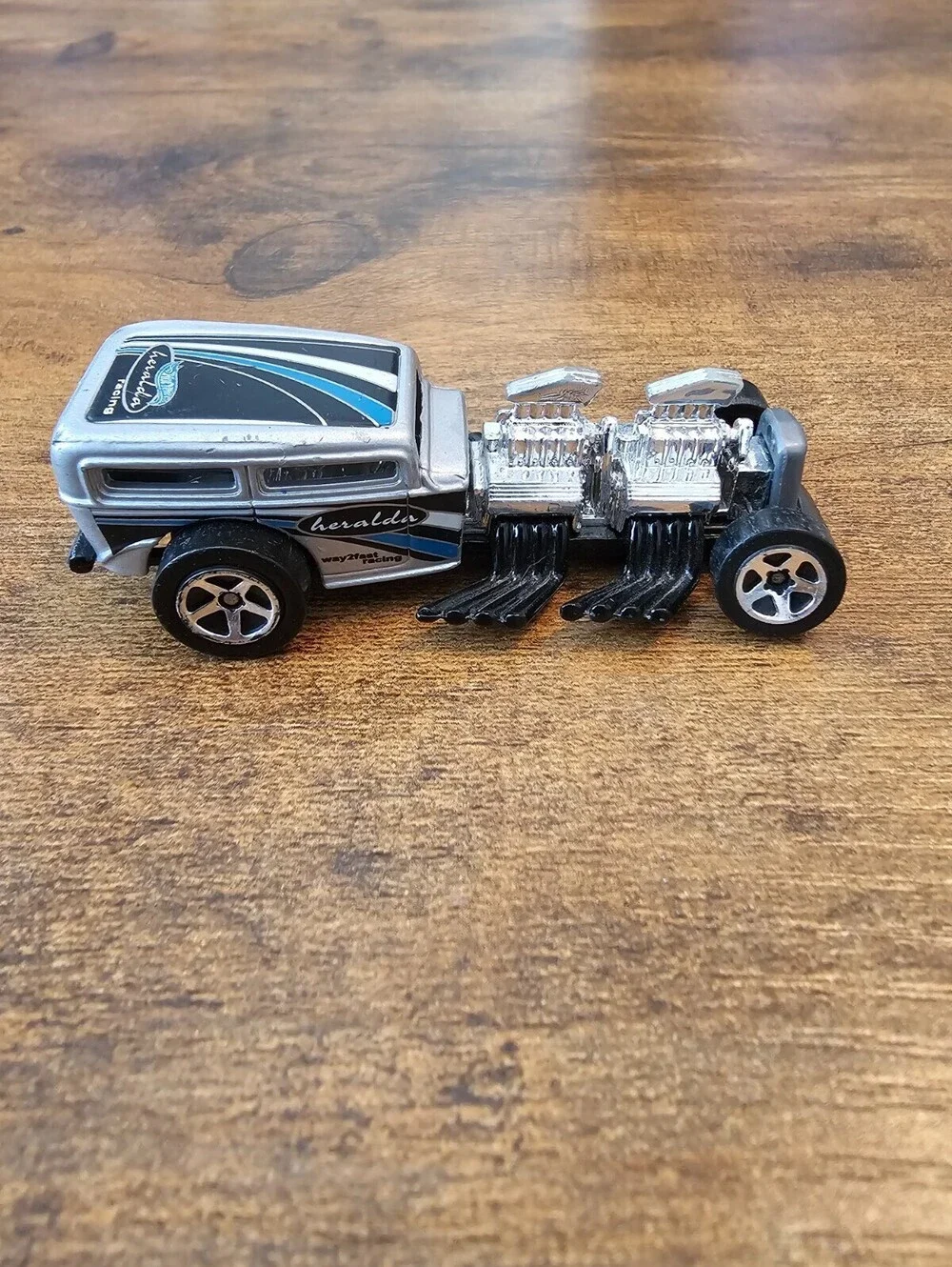 1995 Hot Wheels Way 2 Fast Heralda Racing Silver + Black 1:64 Loose